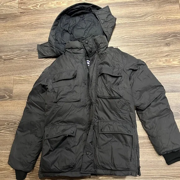 Canada Goose Jacket - Picture 4 of 6